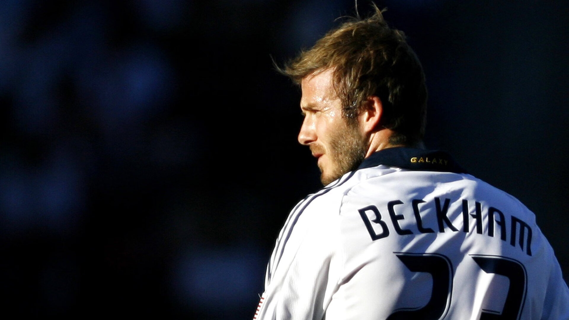 羽毛球赛引入现场分析技术辅助教练，羽毛球赛人员安排